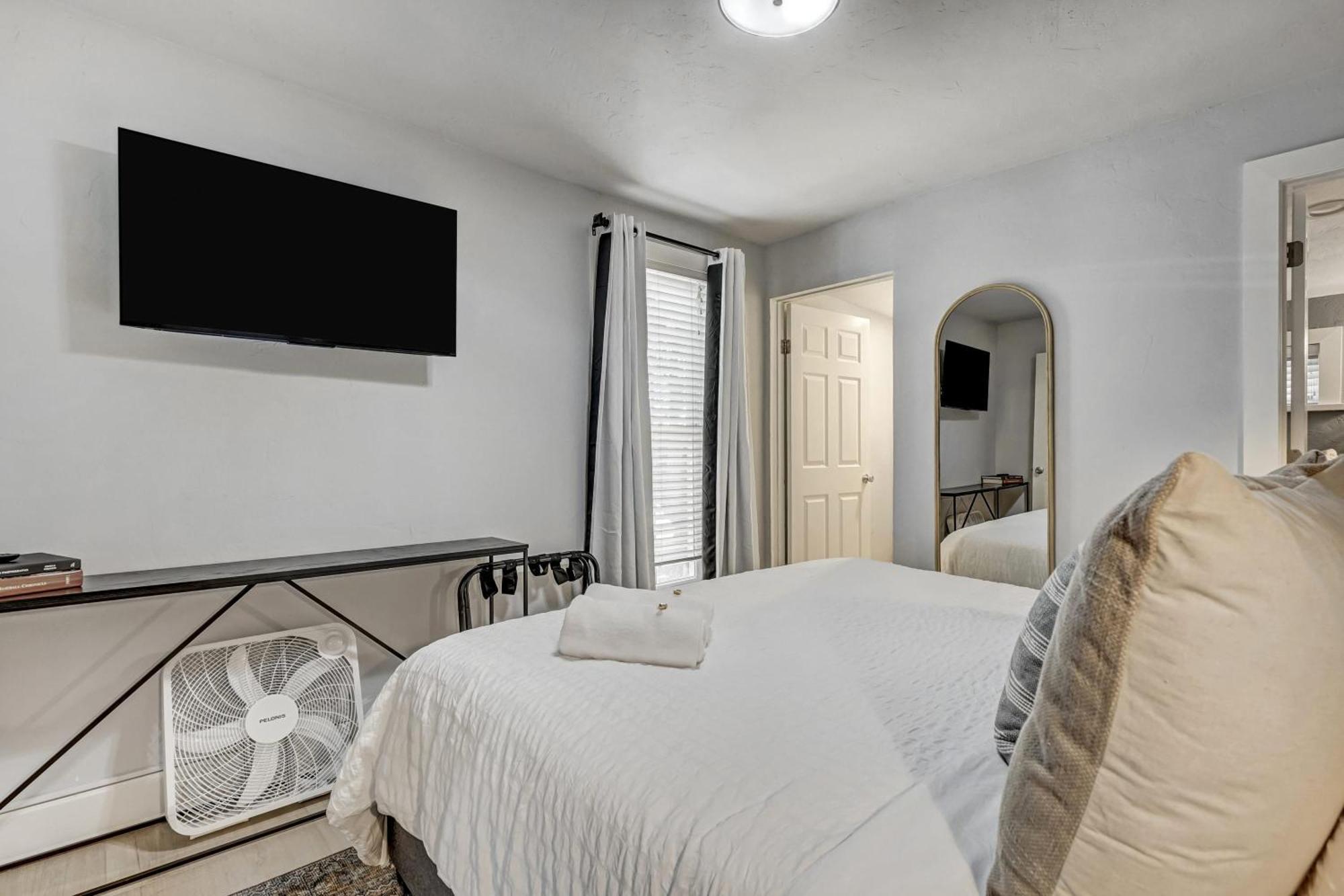 Neighborly Heights - Downtown King Bbq Fire Pit Villa Colorado Springs Bagian luar foto
